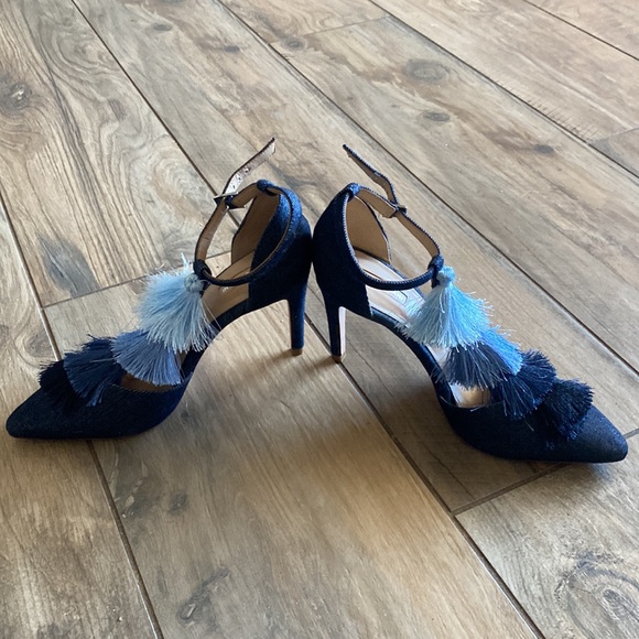 High heels - Picture 2 of 4